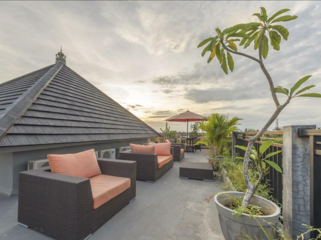 Lowcost Bed & Breakfast Jimbaran  Exterior photo